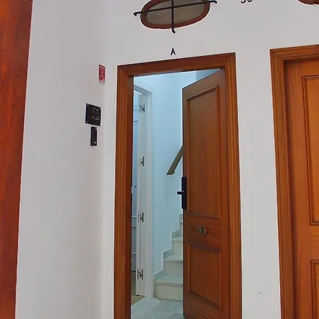 Castillo Deluxe 아파트 *